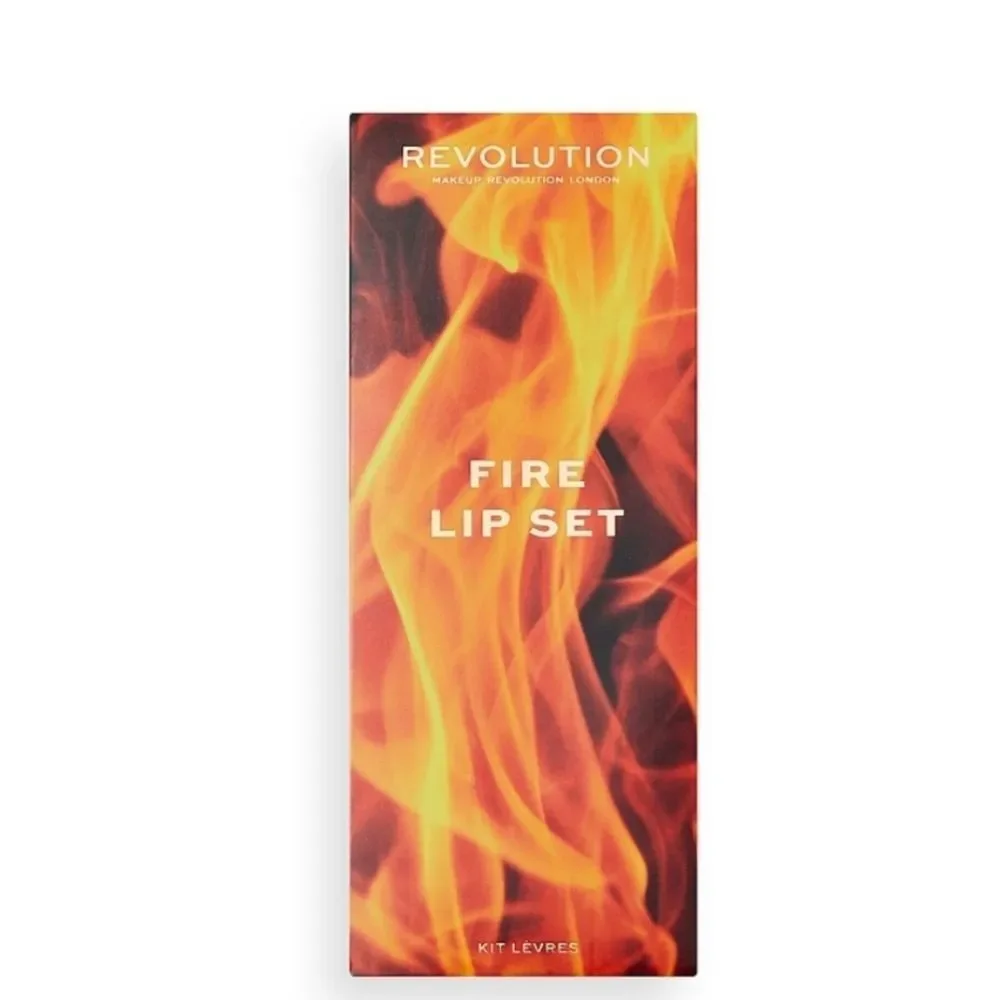 Revolution Beauty Fire Lip‎ Set